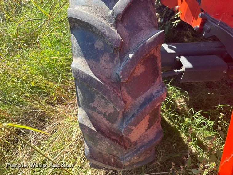 image for item FI0016 2023 Kubota M5-111HDC MFWD tractor