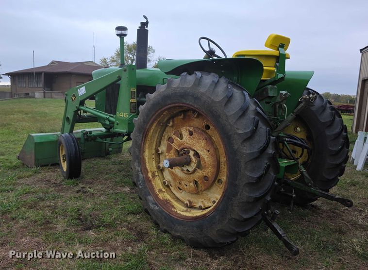image for item FI0614 1963 John Deere 3010 tractor