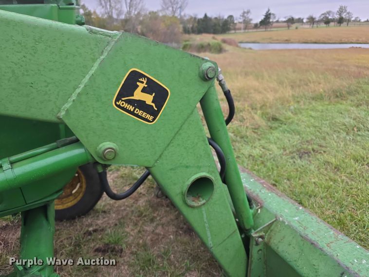 image for item FI0614 1963 John Deere 3010 tractor