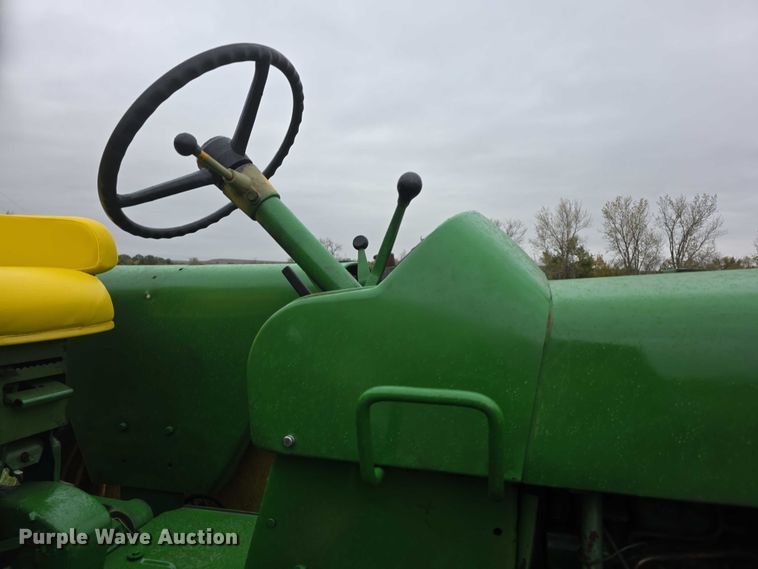 image for item FI0614 1963 John Deere 3010 tractor