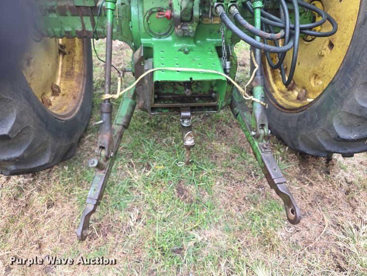 image for item FI0614 1963 John Deere 3010 tractor