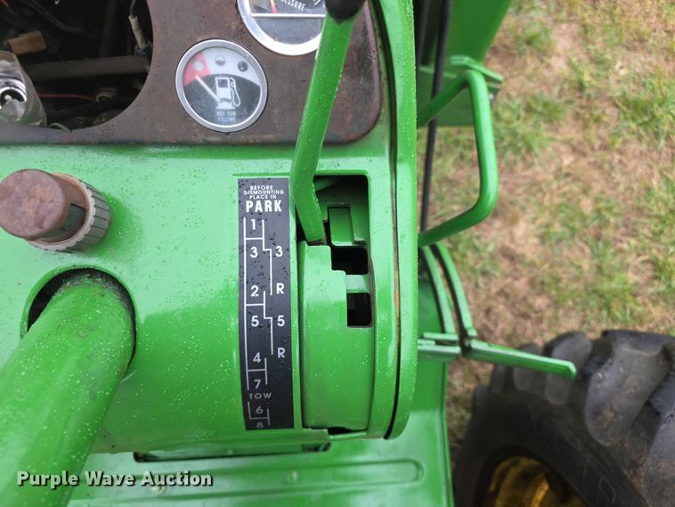 image for item FI0614 1963 John Deere 3010 tractor