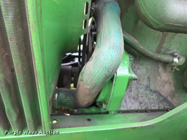 image for item FI0614 1963 John Deere 3010 tractor