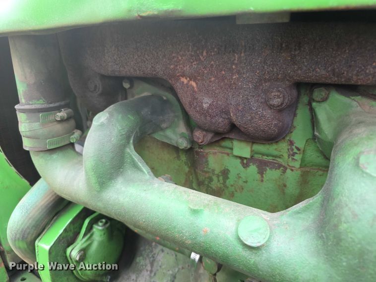 image for item FI0614 1963 John Deere 3010 tractor