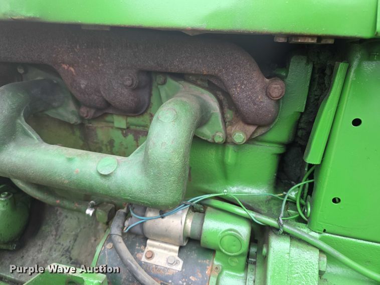 image for item FI0614 1963 John Deere 3010 tractor