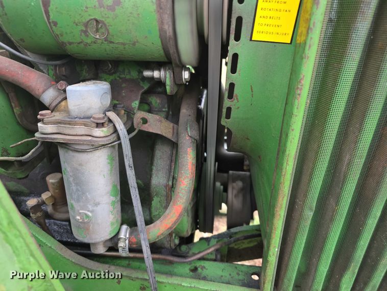 image for item FI0614 1963 John Deere 3010 tractor