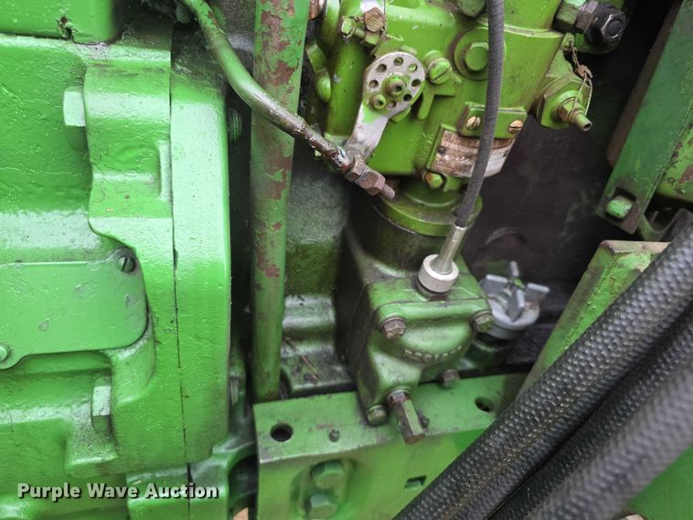 image for item FI0614 1963 John Deere 3010 tractor