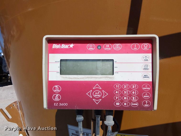 image for item FK0540 Kirby LP1400  bale processor