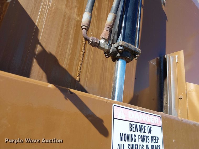 image for item FK0540 Kirby LP1400  bale processor