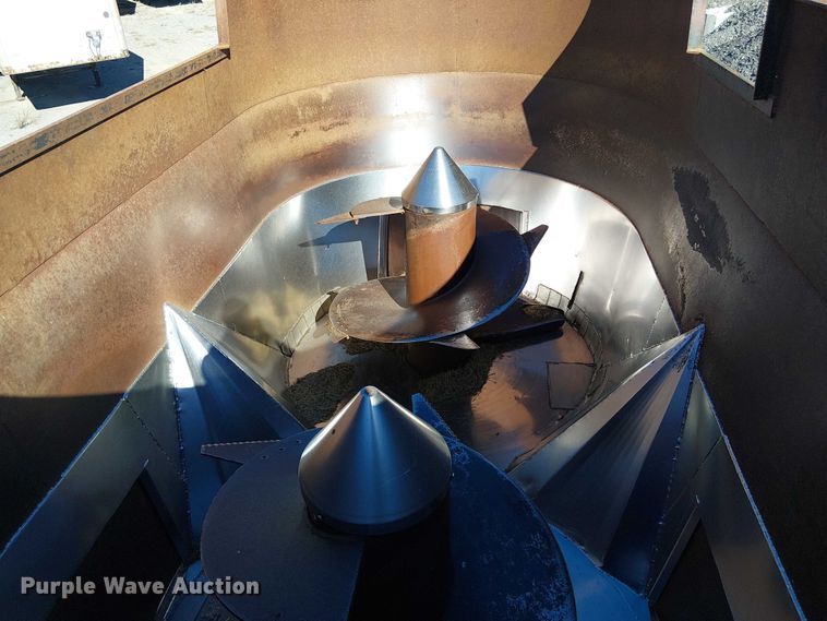 image for item FK0540 Kirby LP1400  bale processor