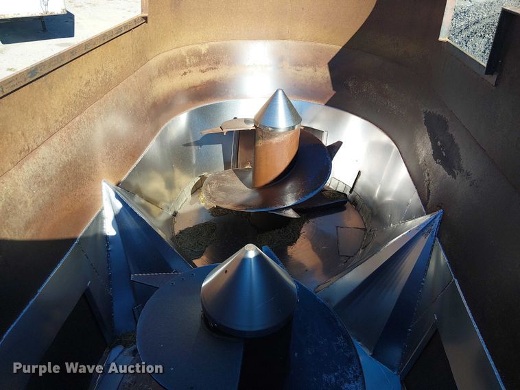 image for item FK0540 Kirby LP1400  bale processor