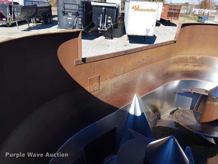 image for item FK0540 Kirby LP1400  bale processor