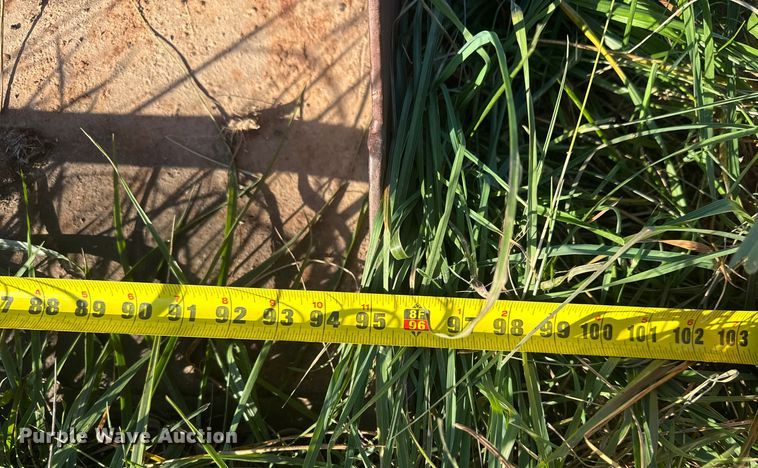 image for item FK0586 Versatile 2360 loader