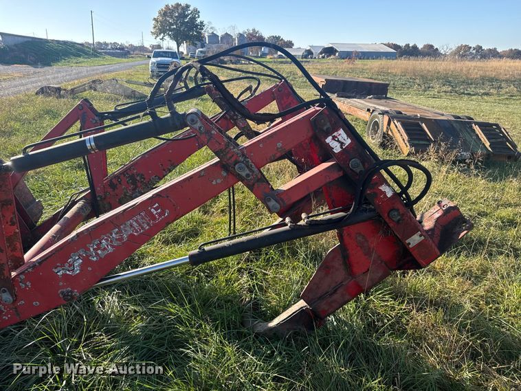 image for item FK0586 Versatile 2360 loader