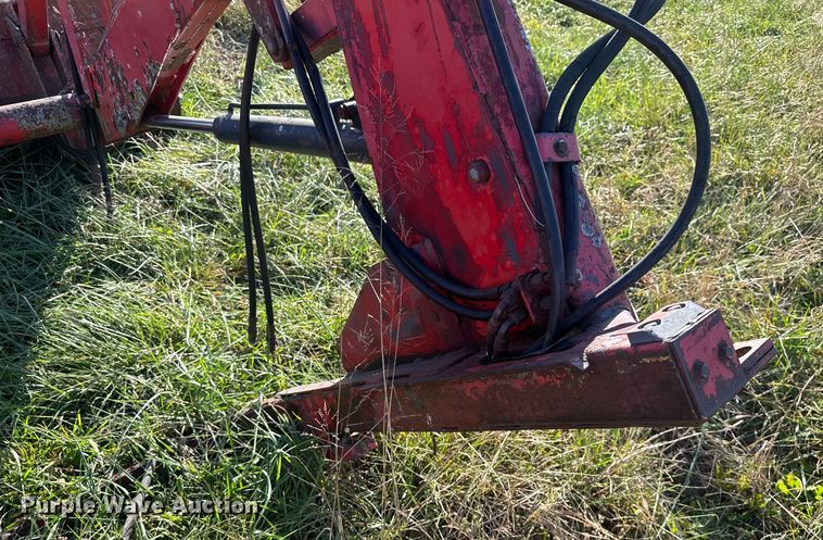 image for item FK0586 Versatile 2360 loader