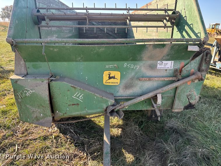 image for item FK0589 John Deere 214 silage wagon