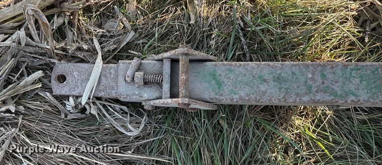 image for item FK0589 John Deere 214 silage wagon