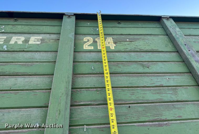 image for item FK0589 John Deere 214 silage wagon