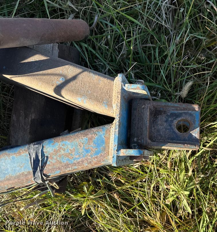 image for item FK0590 Haybuster 256 bale processor with feed wagon