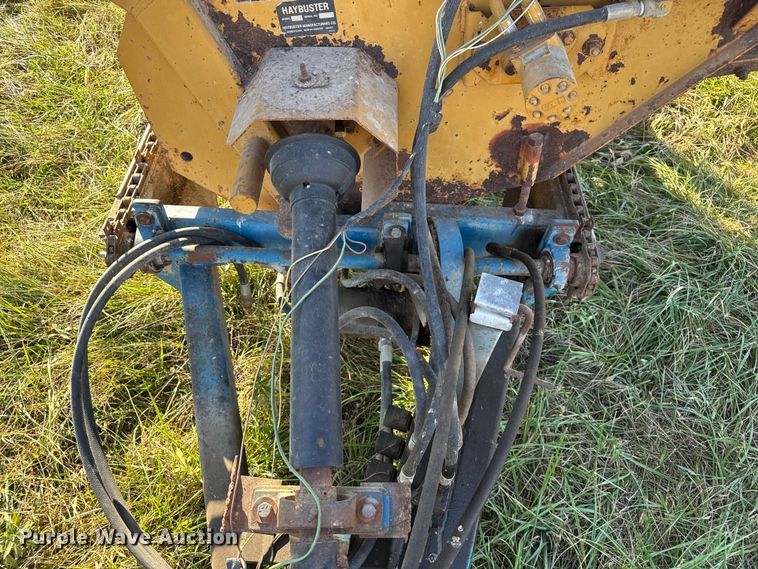 image for item FK0590 Haybuster 256 bale processor with feed wagon