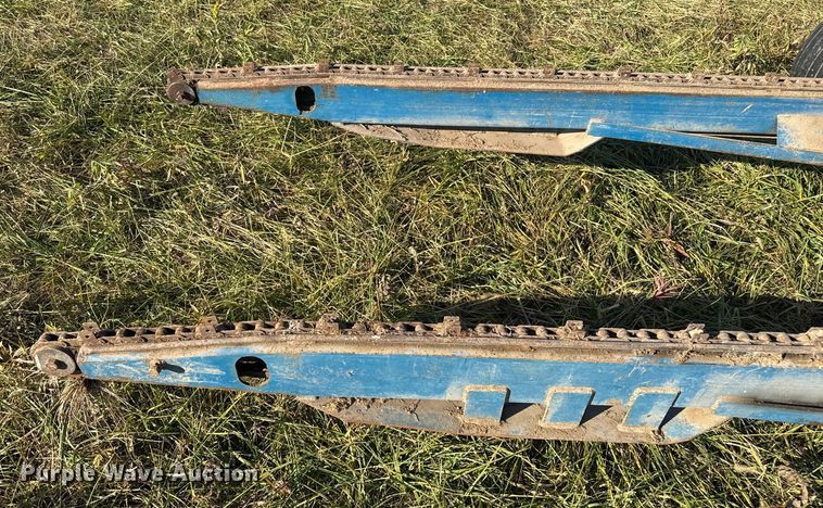 image for item FK0590 Haybuster 256 bale processor with feed wagon