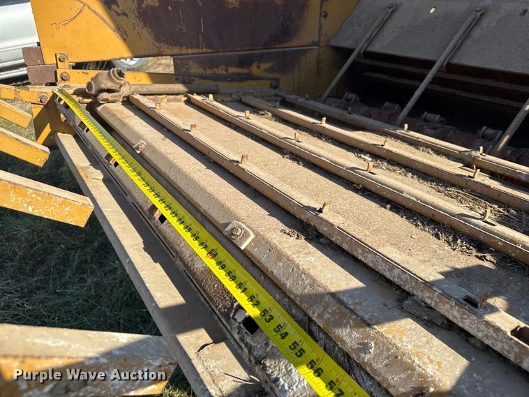 image for item FK0590 Haybuster 256 bale processor with feed wagon