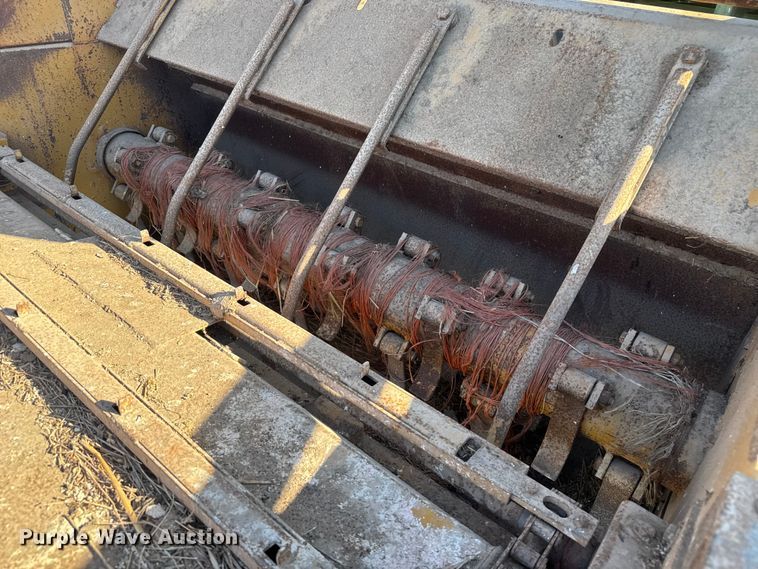 image for item FK0590 Haybuster 256 bale processor with feed wagon