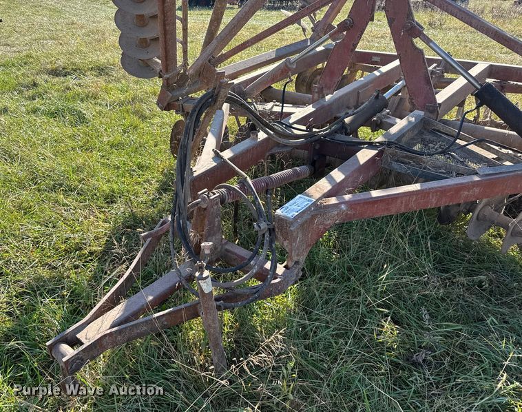 image for item FK0591 International 490 tandem disk