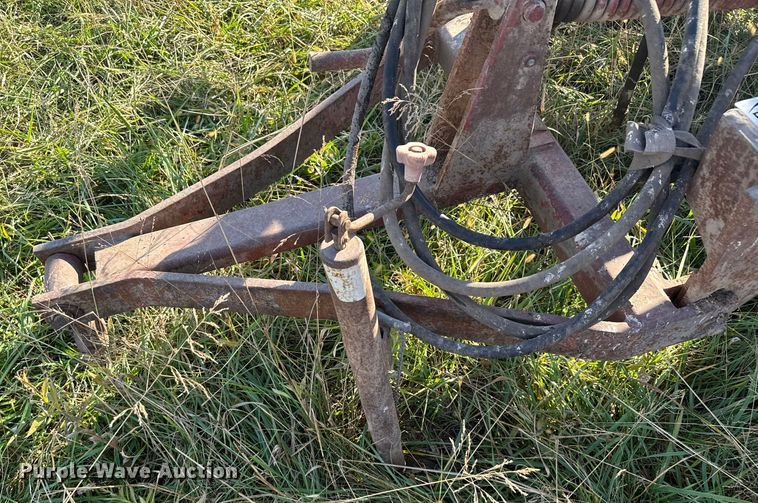 image for item FK0591 International 490 tandem disk