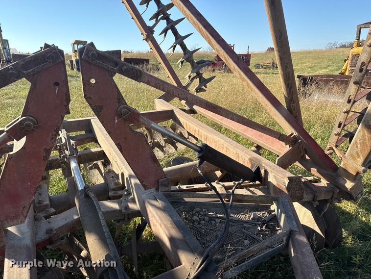 image for item FK0591 International 490 tandem disk