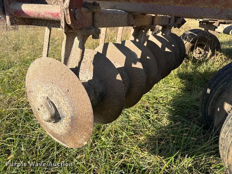 image for item FK0591 International 490 tandem disk