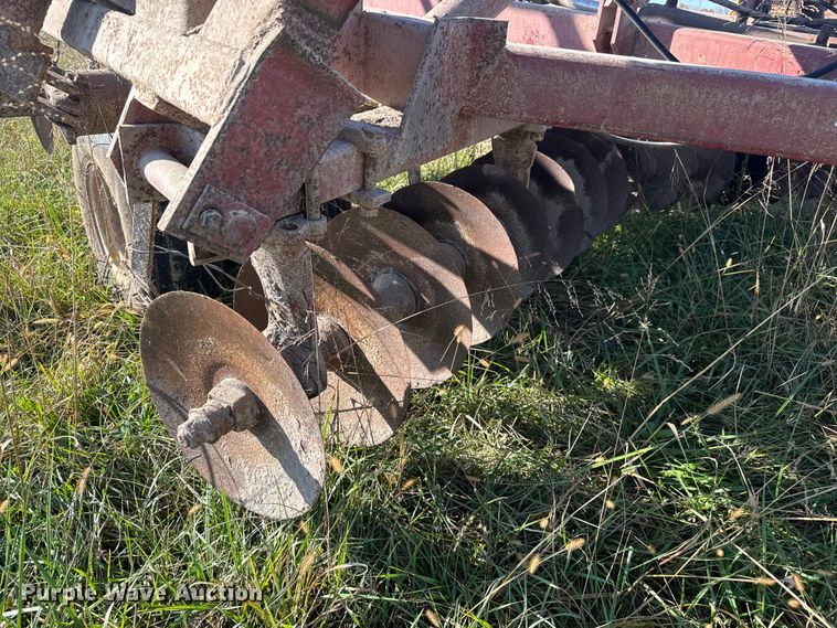 image for item FK0591 International 490 tandem disk