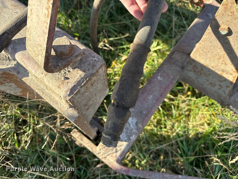 image for item FK0591 International 490 tandem disk