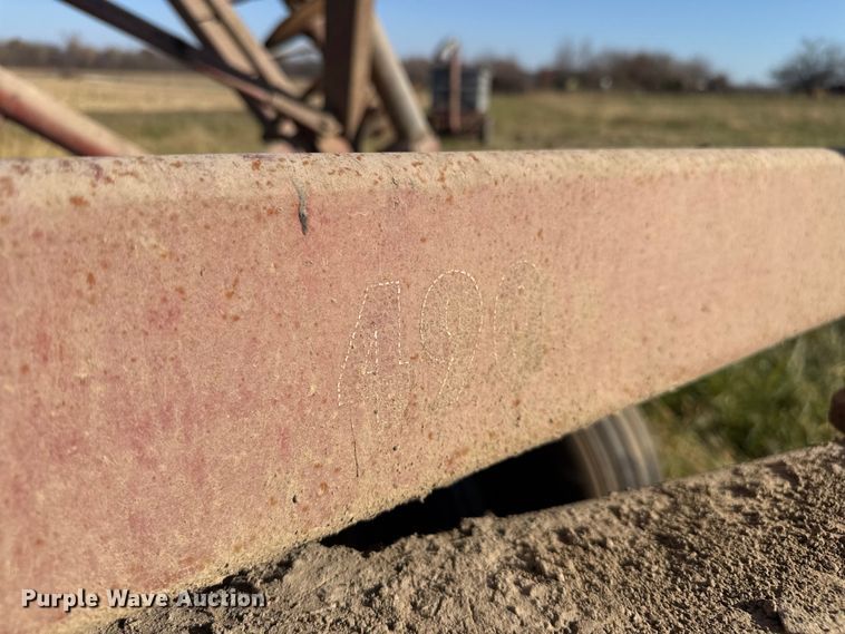 image for item FK0591 International 490 tandem disk