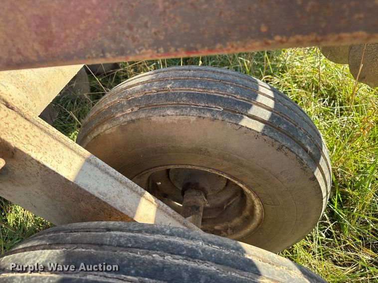 image for item FK0591 International 490 tandem disk