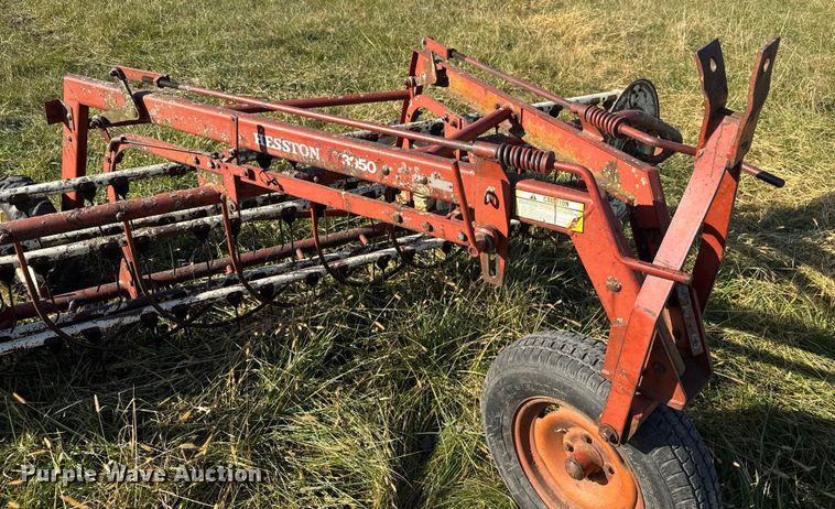 image for item FK0593 Hesston 3950 hay rake