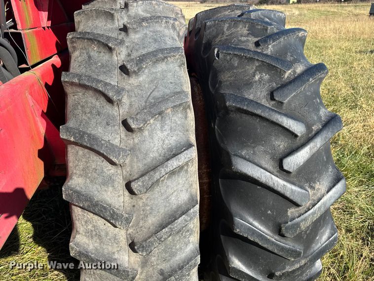 image for item FK0594 1975 Versatile 700 4WD tractor