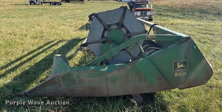 image for item FK0603 John Deere 220 flex head