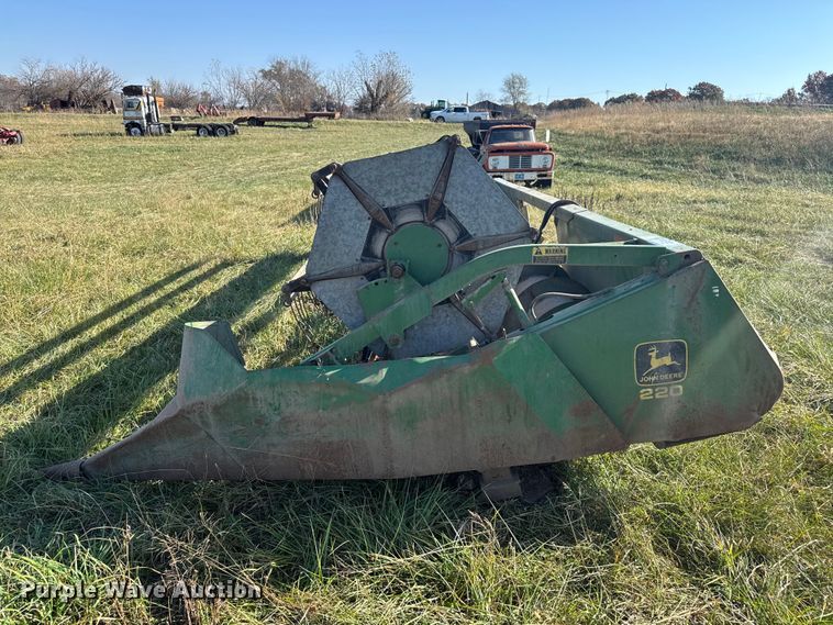image for item FK0603 John Deere 220 flex head
