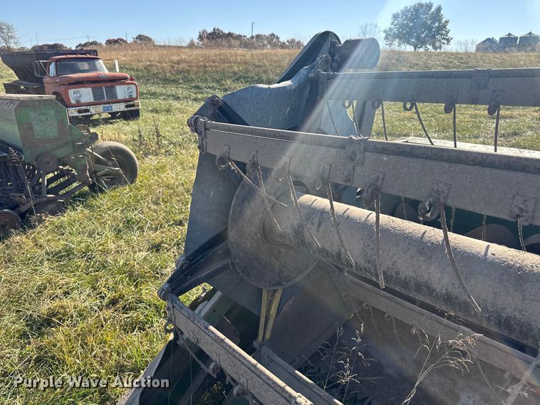 image for item FK0603 John Deere 220 flex head