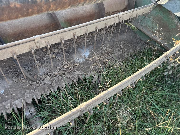 image for item FK0603 John Deere 220 flex head