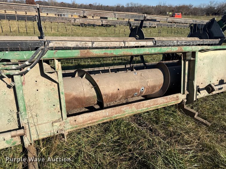 image for item FK0603 John Deere 220 flex head