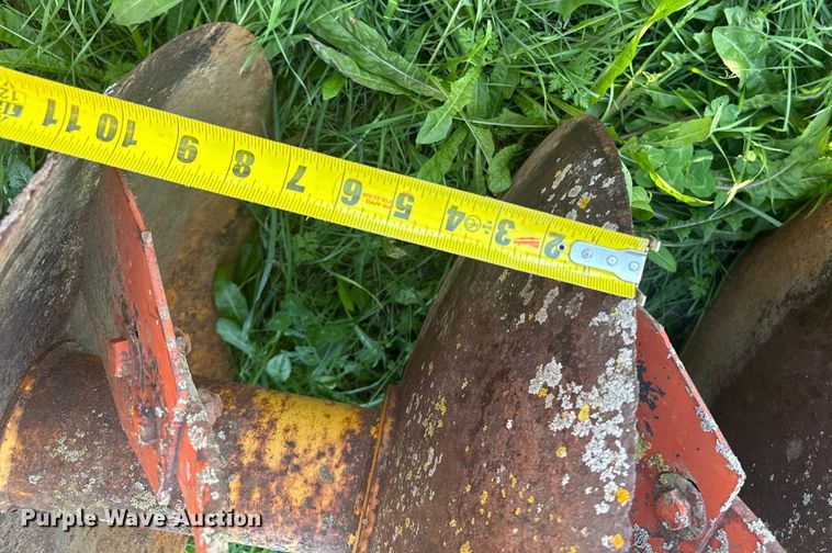 image for item FK0607 Amco TJ3-1626 terracing plow 