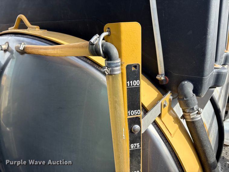 image for item FK1005 Rogator 1100B sprayer