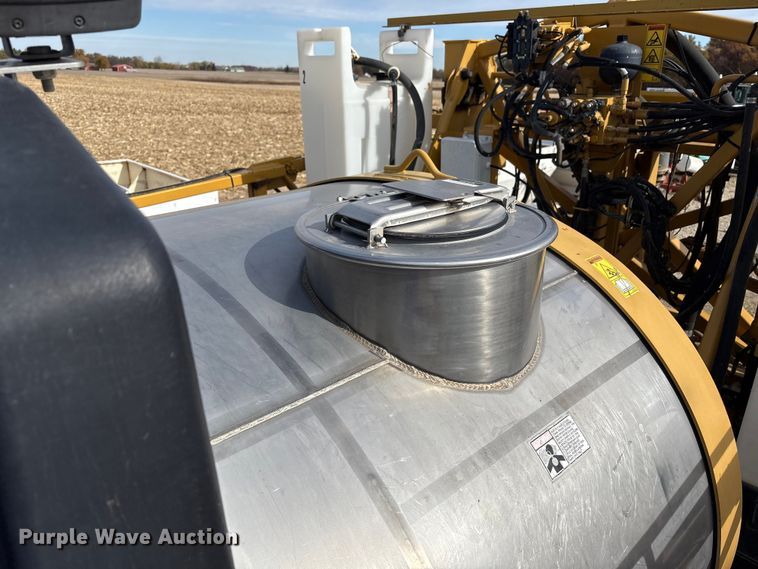 image for item FK1005 Rogator 1100B sprayer