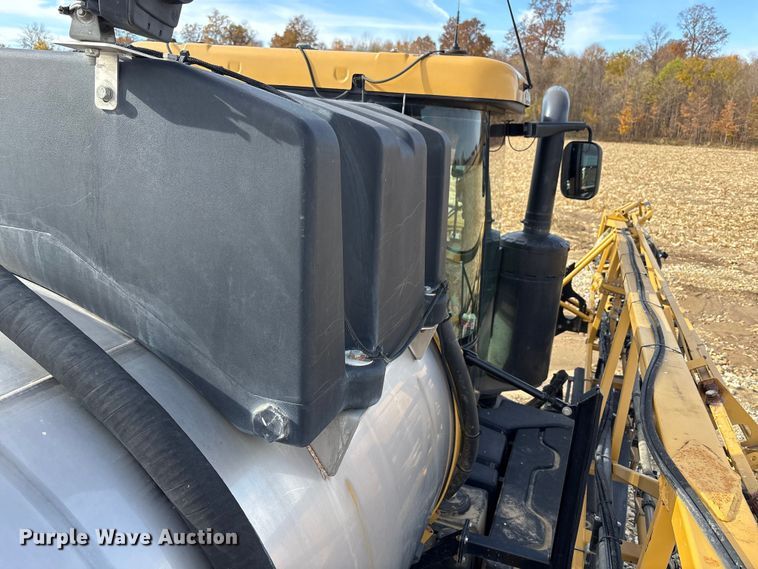 image for item FK1005 Rogator 1100B sprayer