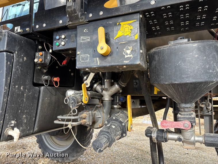 image for item FK1005 Rogator 1100B sprayer