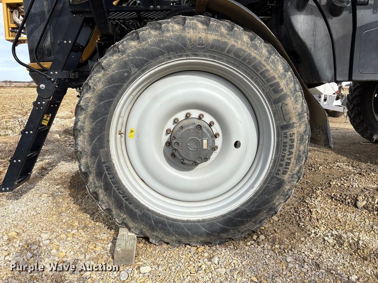 image for item FK1005 Rogator 1100B sprayer