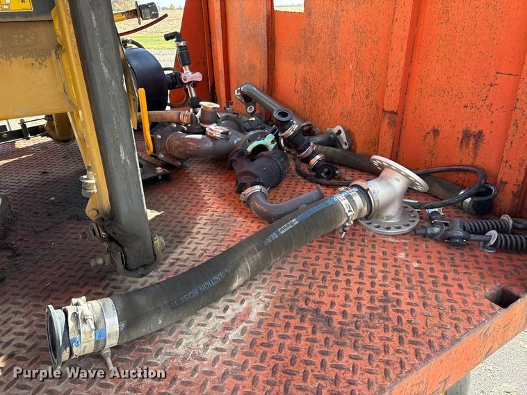 image for item FK1006 AGCO sprayer bed