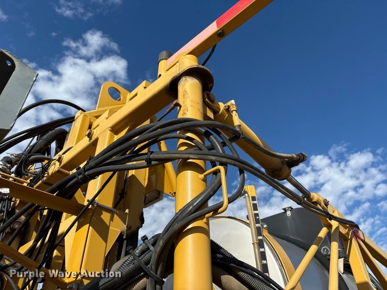 image for item FK1006 AGCO sprayer bed